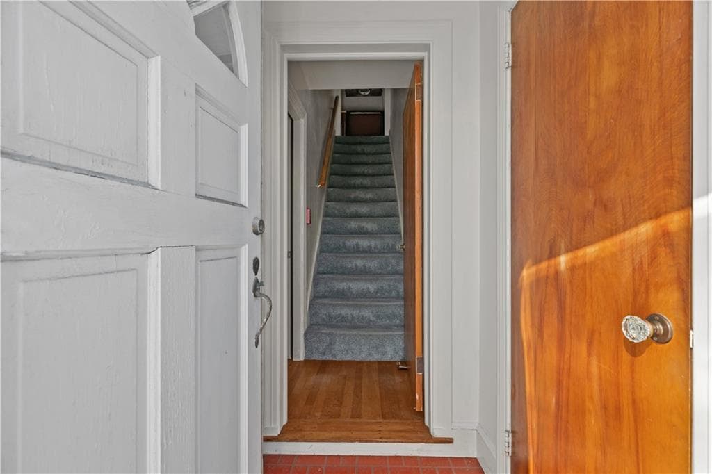 74 Valley Road photo 24