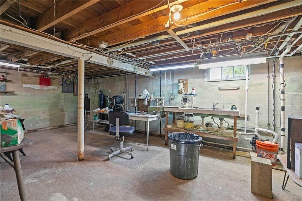74 Valley Road photo 34