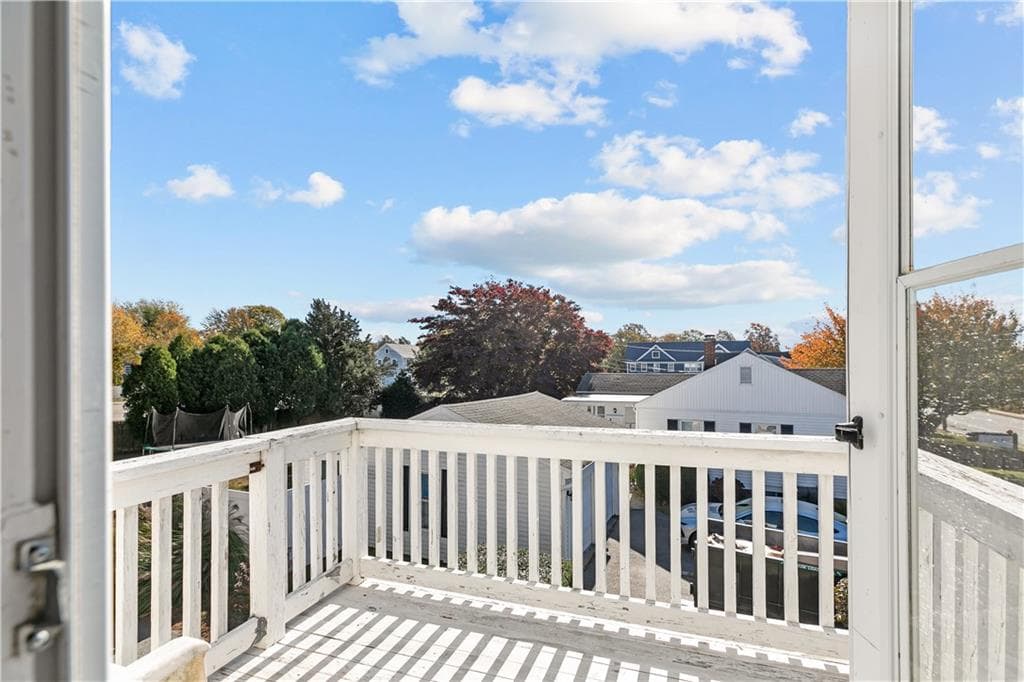 74 Valley Road photo 33
