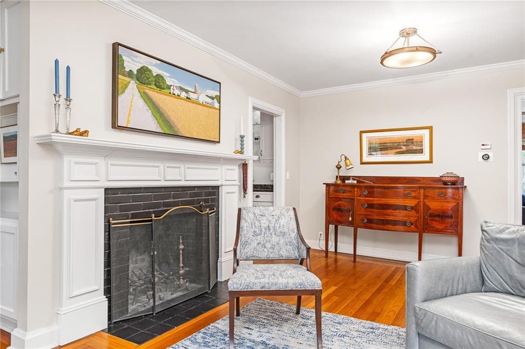 Single Family Residence at 300 Kenyon Avenue, South Kingstown, photo 13 of 43