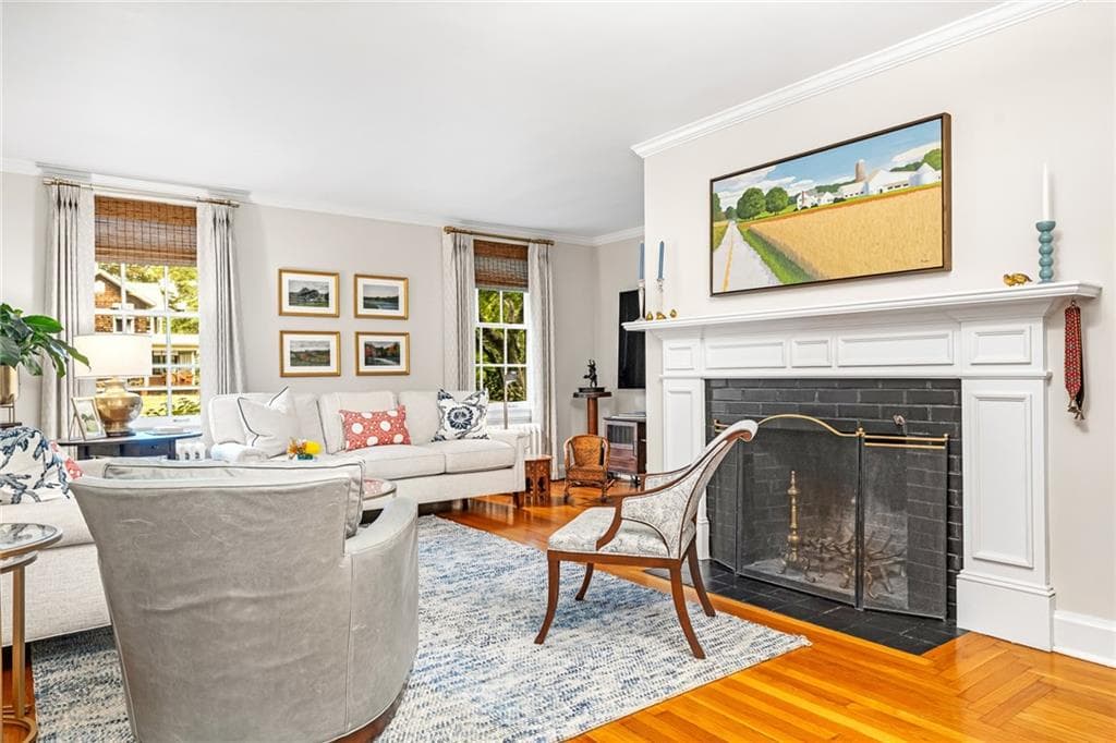 Single Family Residence at 300 Kenyon Avenue, South Kingstown, photo 12 of 43