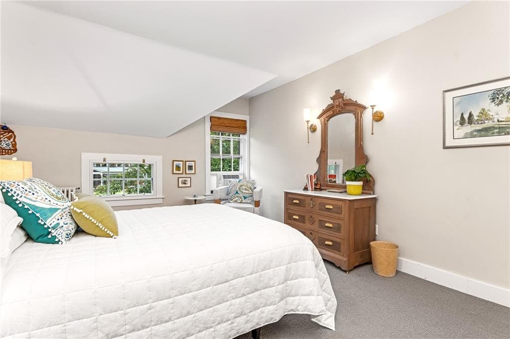 Single Family Residence at 300 Kenyon Avenue, South Kingstown, photo 22 of 43
