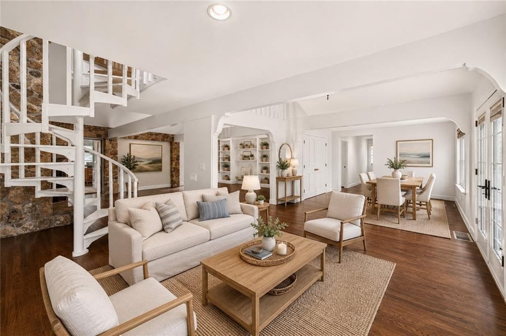 683 Neck Road photo 22