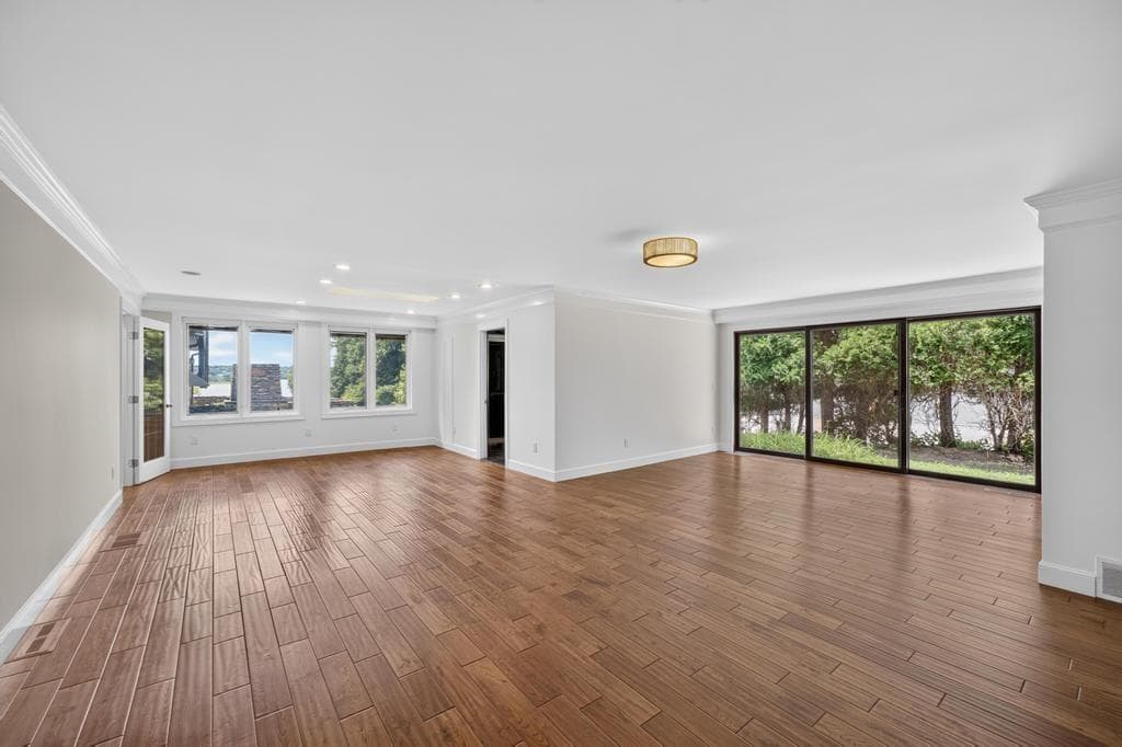 683 Neck Road photo 38