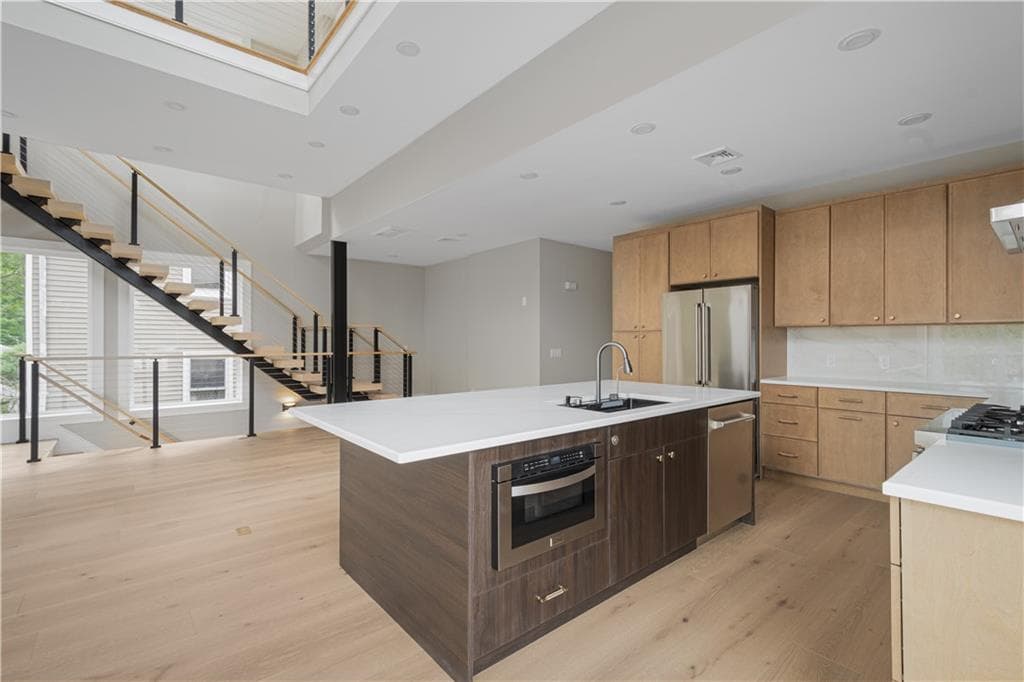 Townhouse,Condominium at 43 12th Street UNIT A, Providence, photo 13 of 42