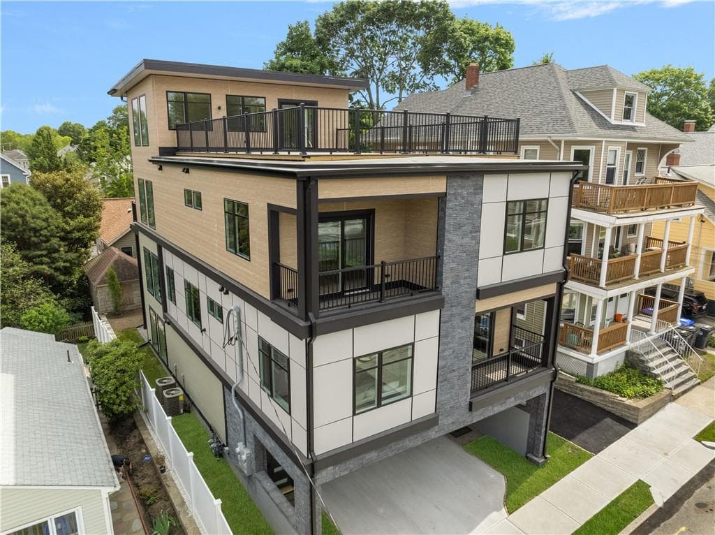 Townhouse,Condominium at 43 12th Street UNIT A, Providence