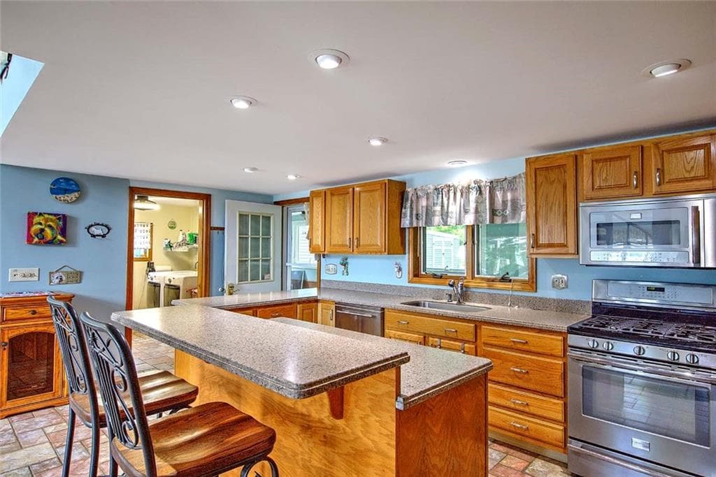 Single Family Residence at 1680 H Drift Road, Westport, photo 24 of 32