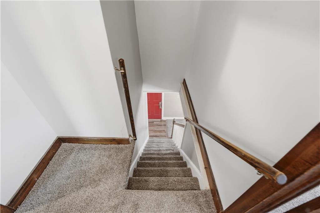 Single Family Residence at 512 Woonasquatucket Avenue, North Providence, photo 24 of 41