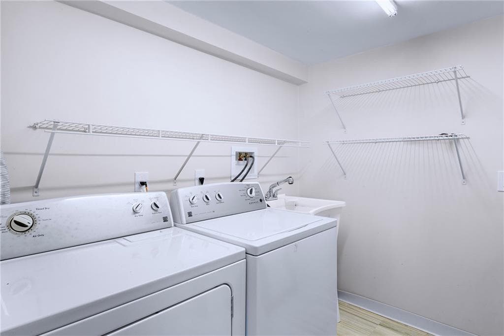 172 Eustis Avenue photo 45
