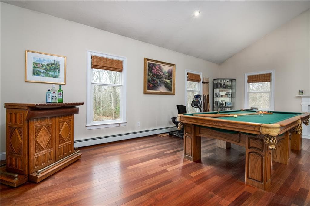 Single Family Residence at 5 Hazelton Lane, South Kingstown, photo 7 of 21