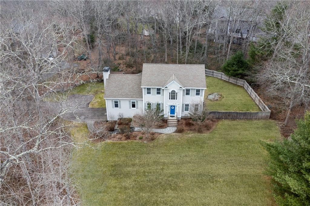 Single Family Residence at 5 Hazelton Lane, South Kingstown, photo 18 of 21