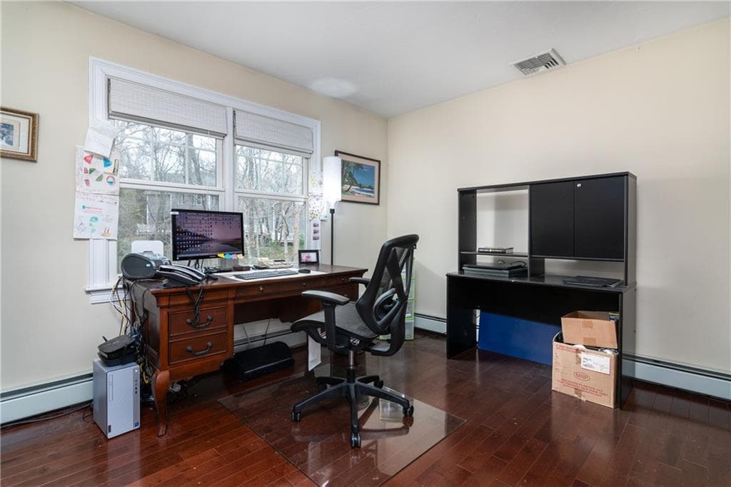 Single Family Residence at 5 Hazelton Lane, South Kingstown, photo 15 of 21