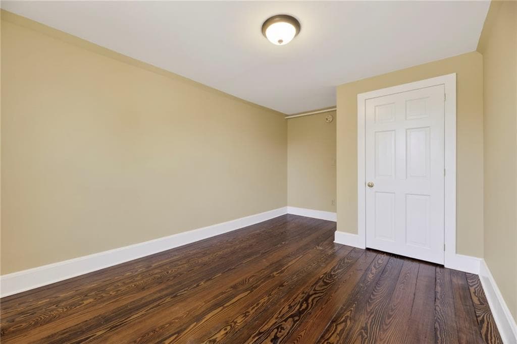 Multi Family at 28 Park Avenue, South Kingstown, photo 28 of 37