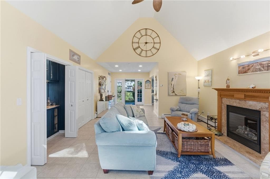 34 Crestwood Lane photo 20