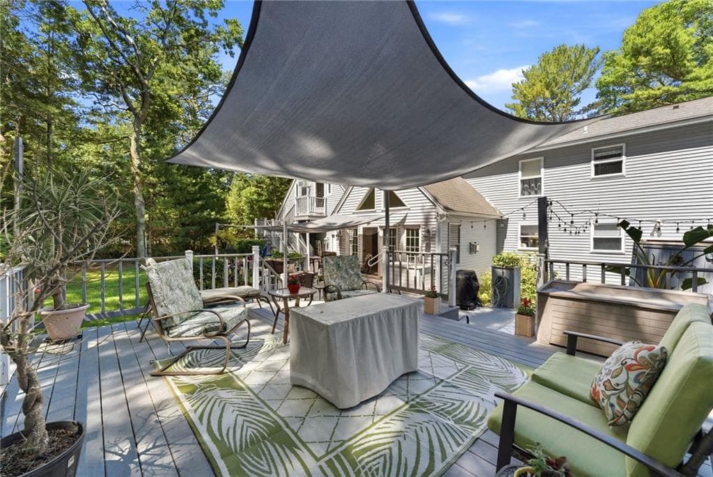 34 Crestwood Lane photo 8