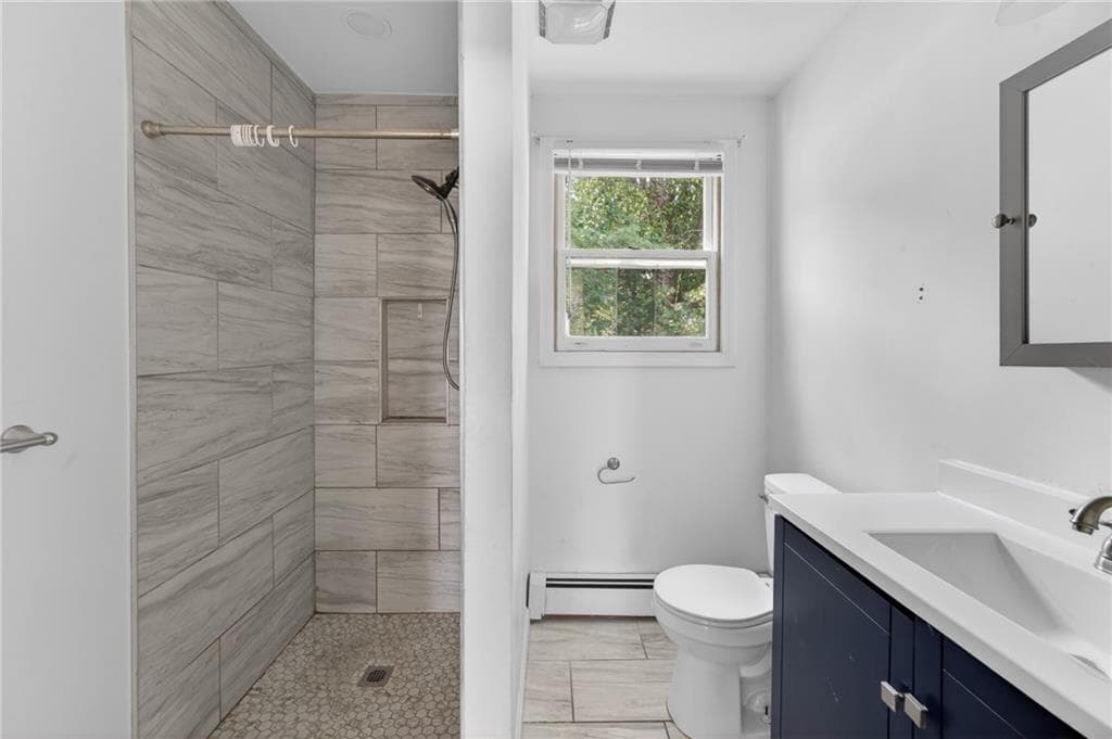 50 Lloyd Avenue photo 11