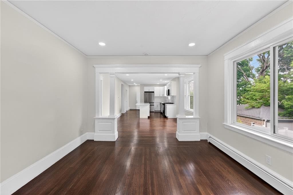 Single Family Residence at 25 Fairview Street, Providence, photo 6 of 21