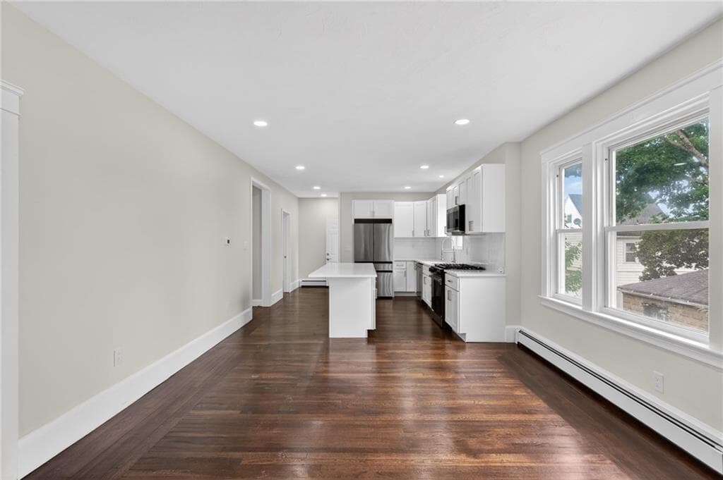 Single Family Residence at 25 Fairview Street, Providence, photo 7 of 21