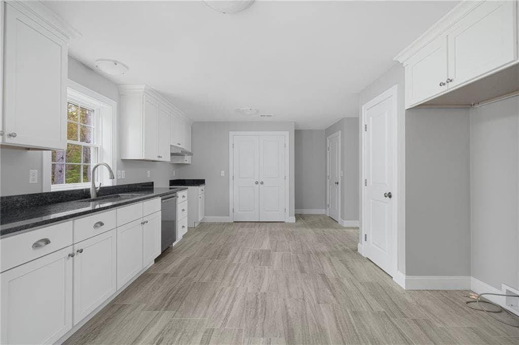 299 Palmer Avenue photo 6