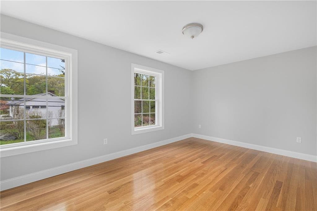 299 Palmer Avenue photo 13