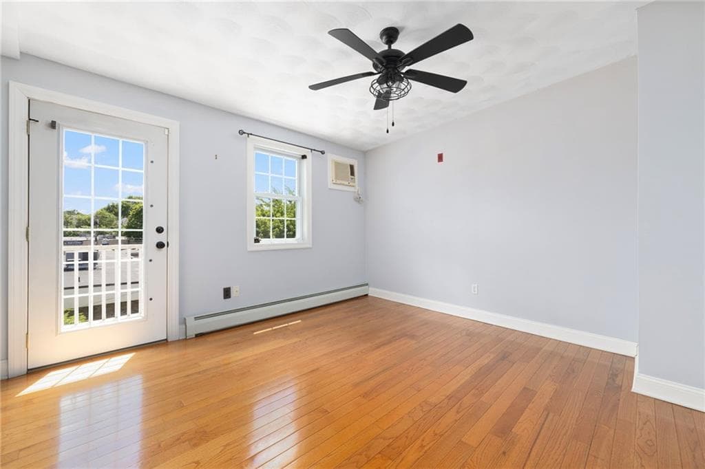 Condominium at 2799 Pawtucket Avenue, East Providence, photo 23 of 36