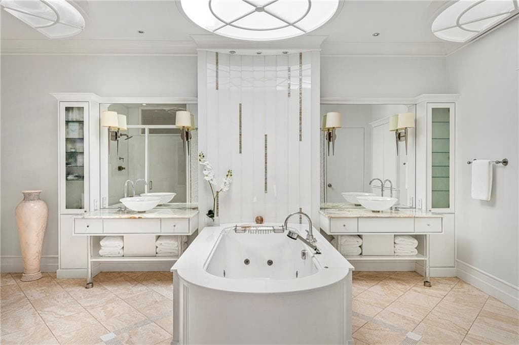4 Jones Circle photo 20