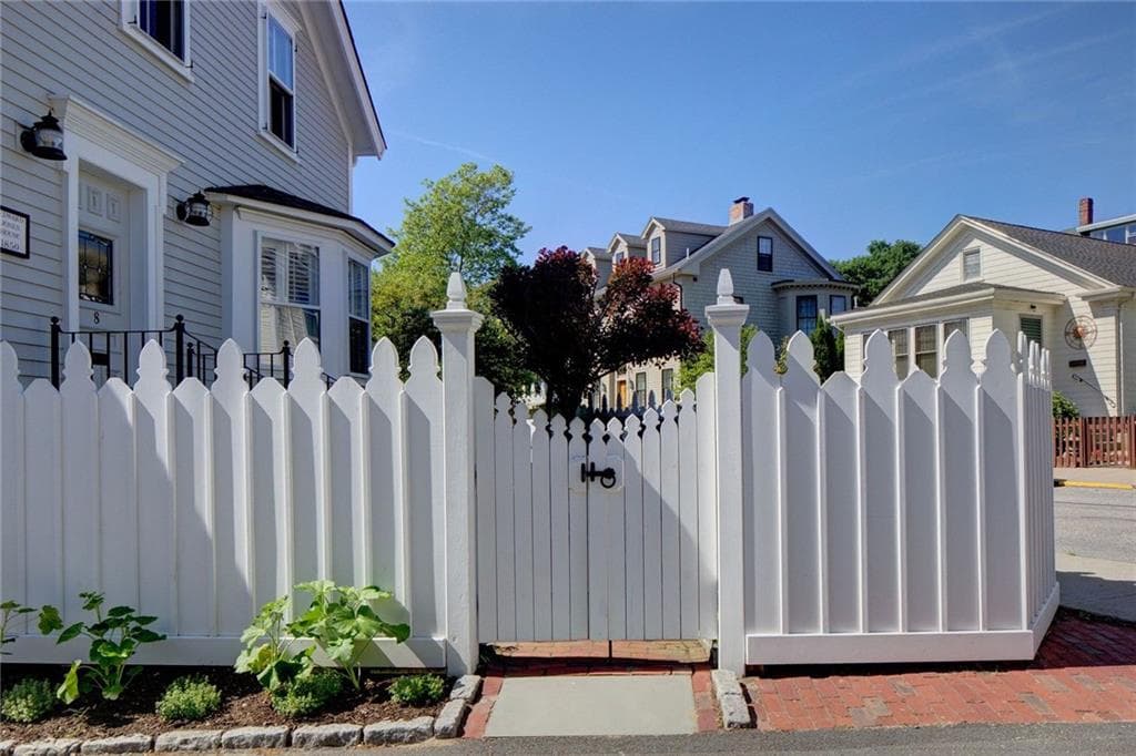 8 Sanford Street photo 26