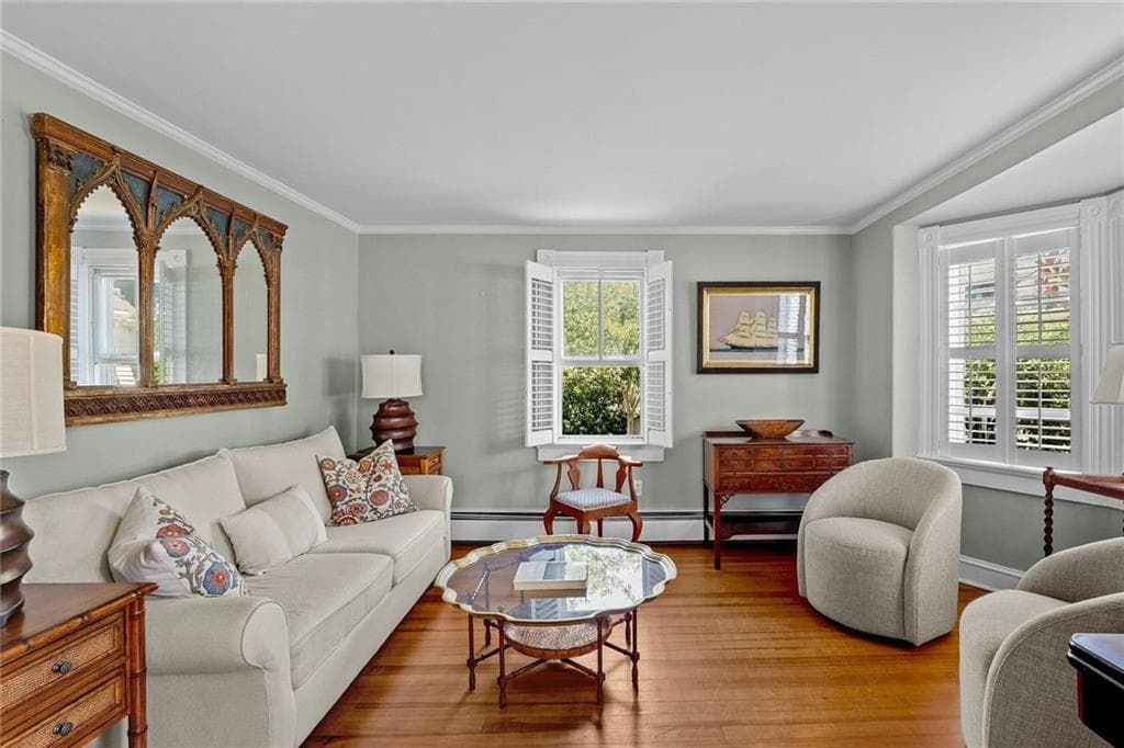 8 Sanford Street photo 4