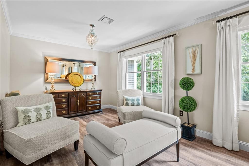 470 Sylvan Court photo 24