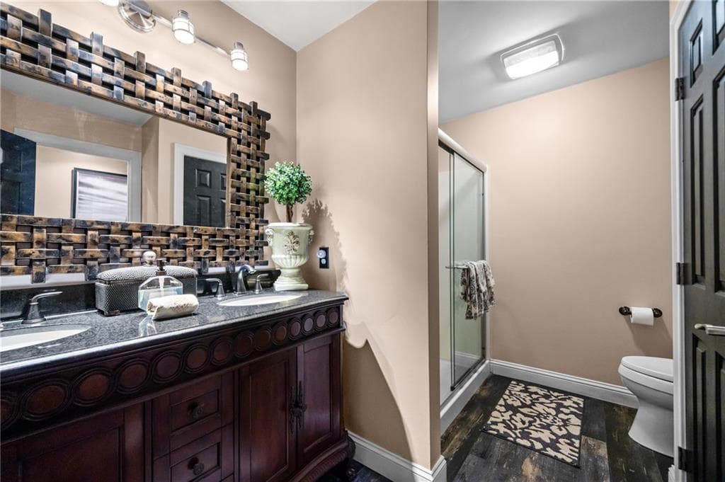470 Sylvan Court photo 30