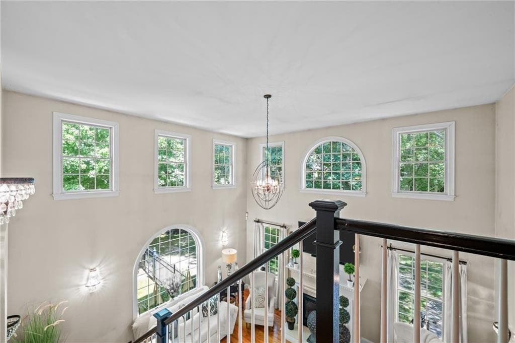 470 Sylvan Court photo 34