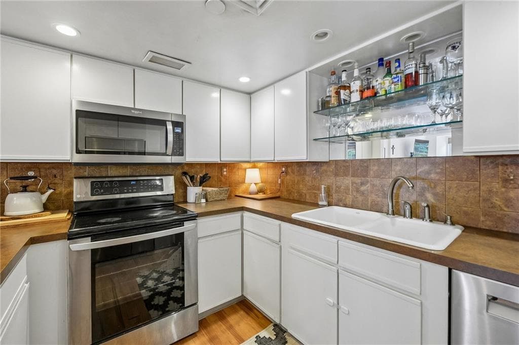 25 Water Street UNIT 205 photo 8
