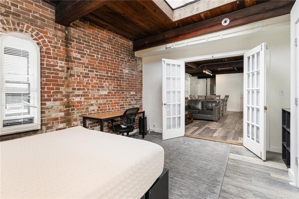369 Thayer Street photo 8