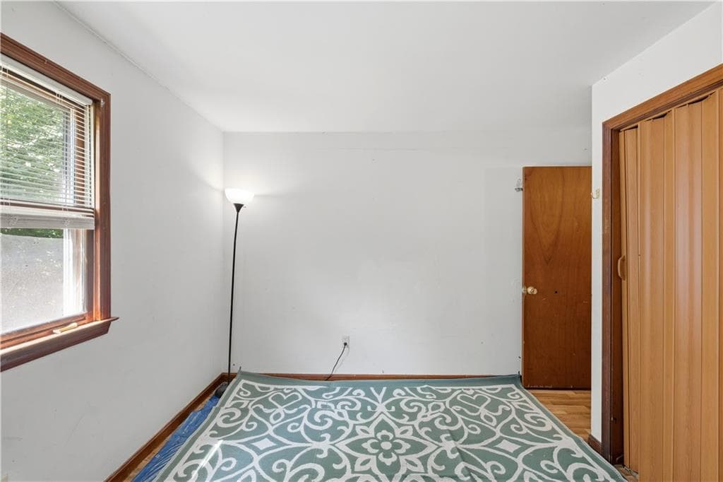 42 Charles Avenue photo 13