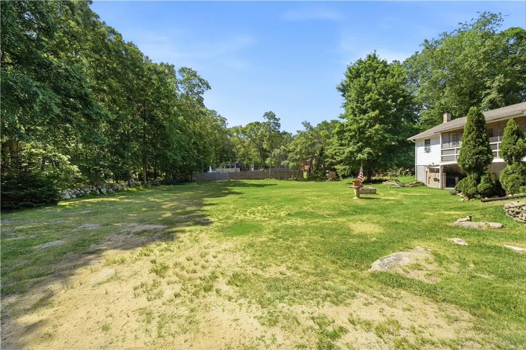 42 Charles Avenue photo 36