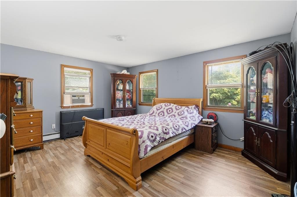 42 Charles Avenue photo 9