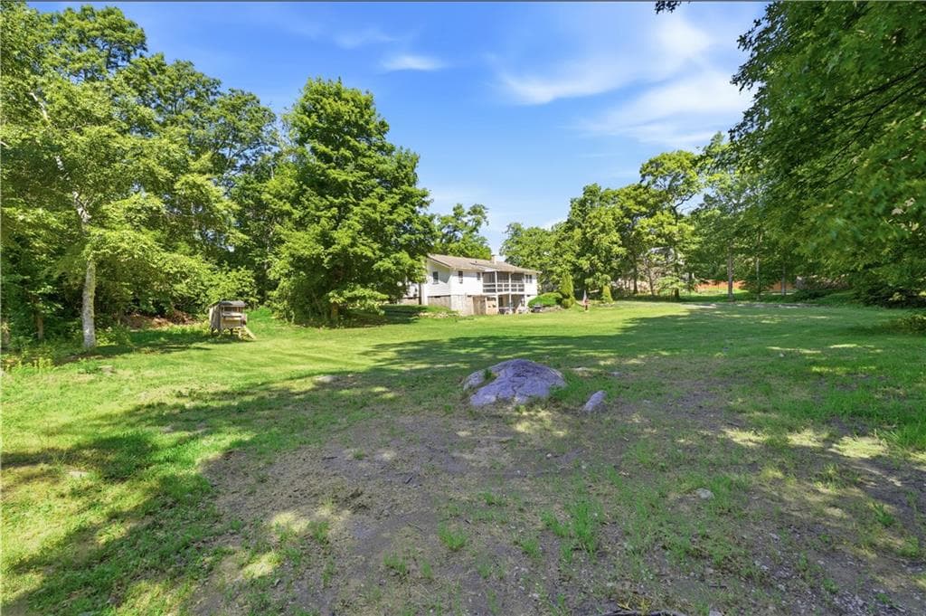 42 Charles Avenue photo 33
