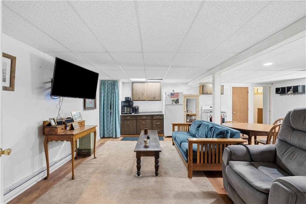 42 Charles Avenue photo 19