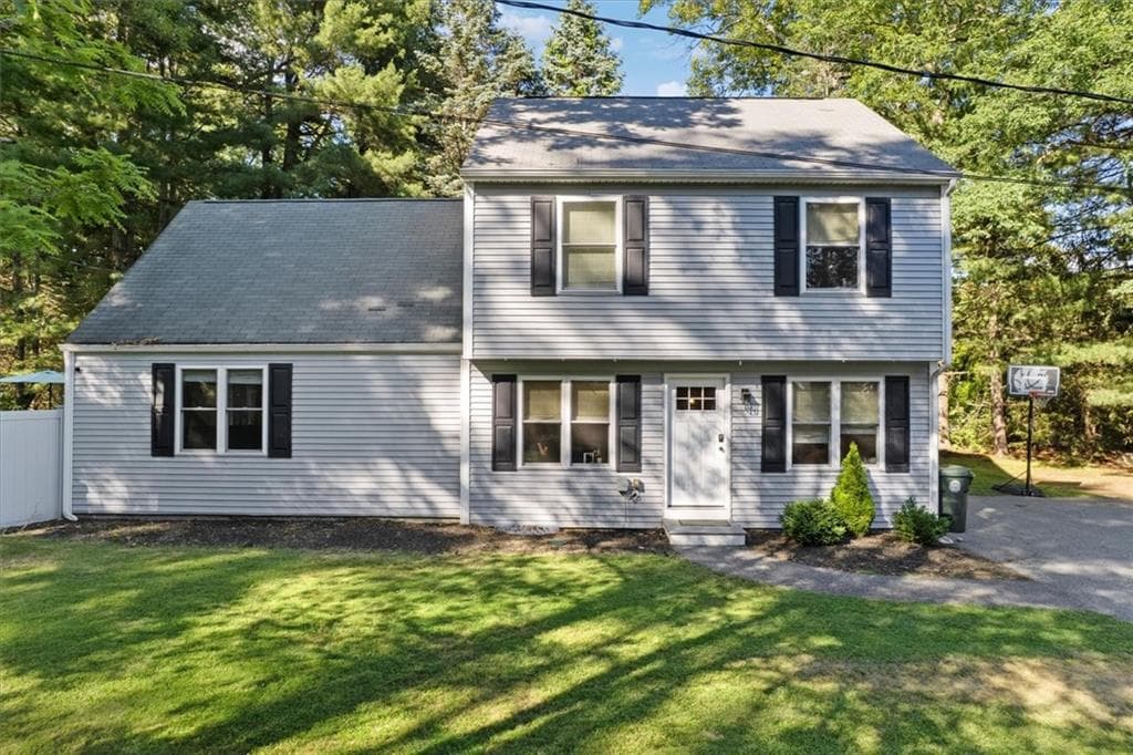 Single Family Residence at 47 Smith Avenue, Smithfield, photo 2 of 46