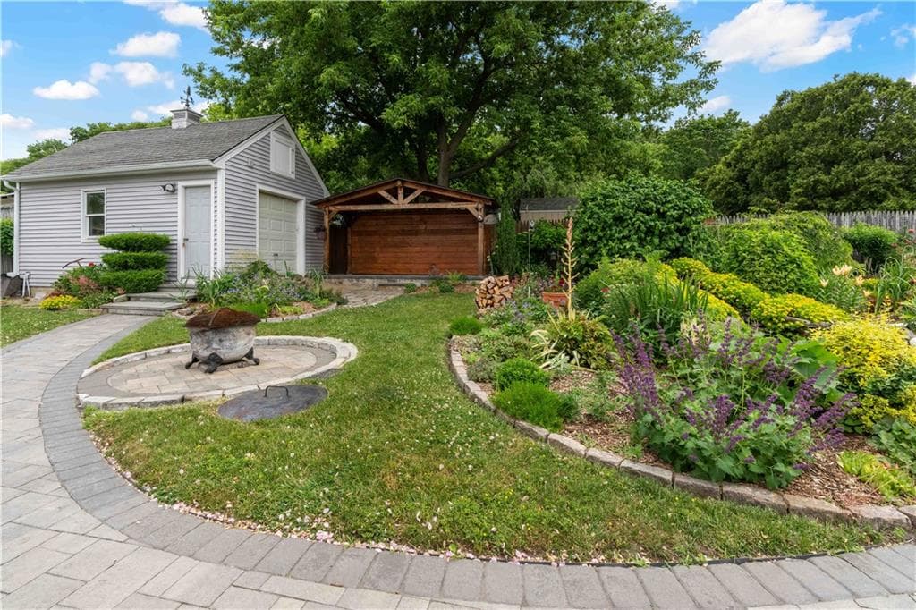 6 Varnum Avenue photo 27
