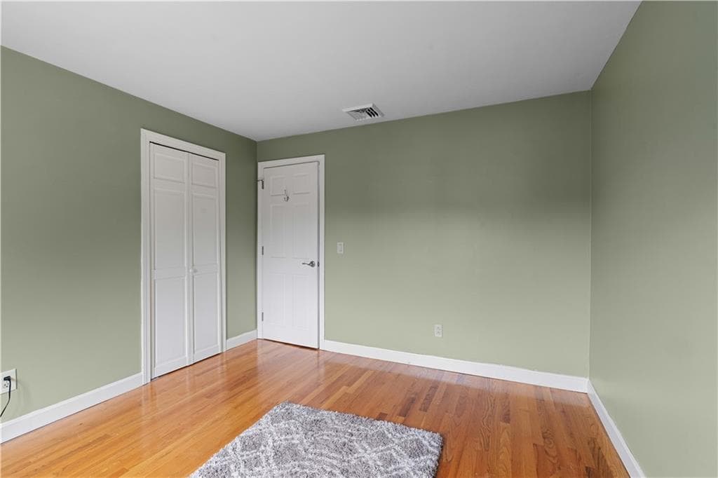 6 Varnum Avenue photo 16