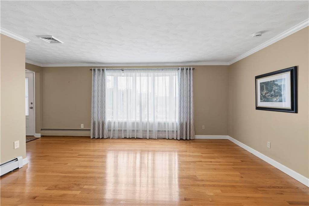 6 Varnum Avenue photo 10