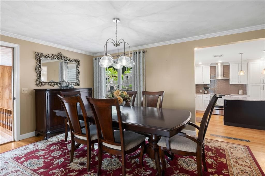 6 Varnum Avenue photo 8