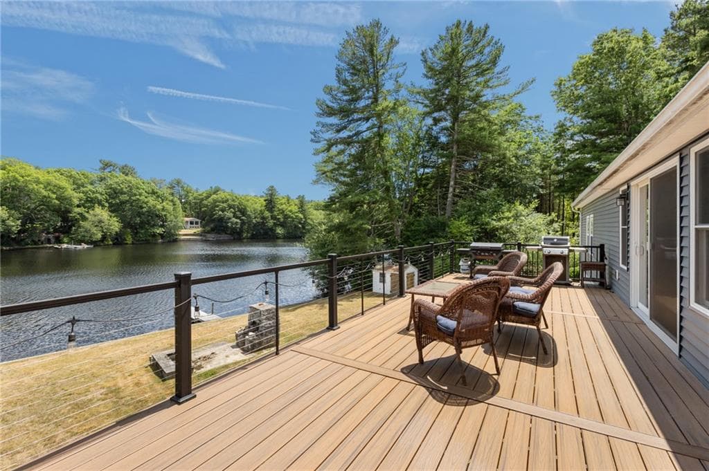 14 Pine Tree Road photo 5