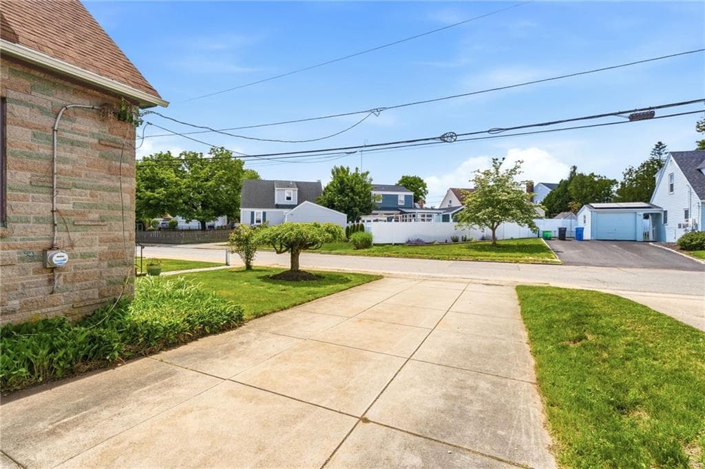 34 Intervale Road photo 3
