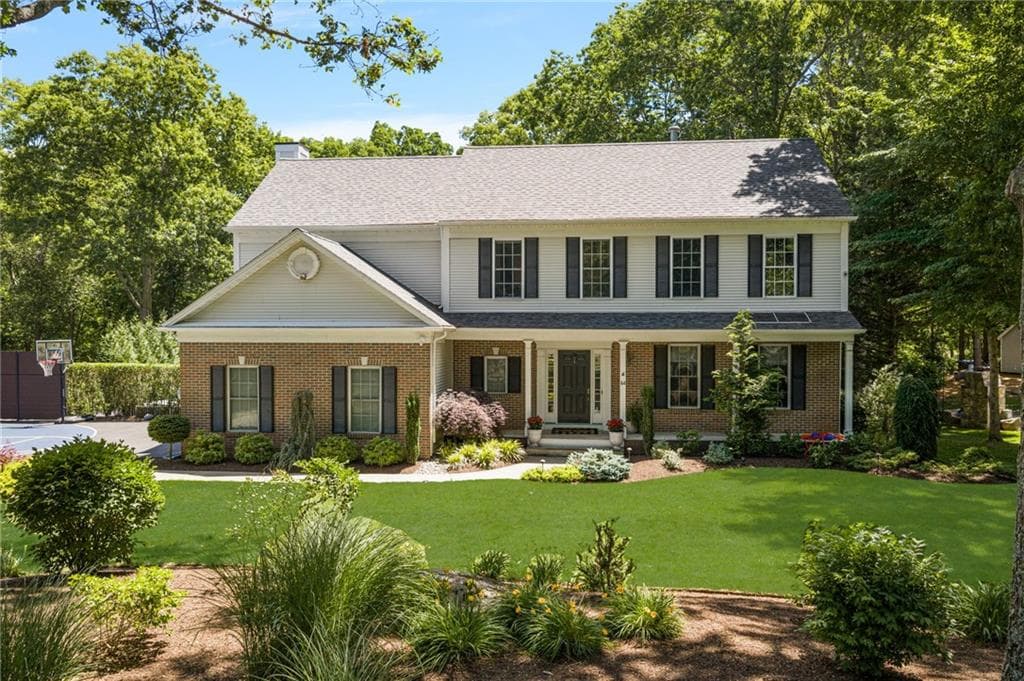 64 Fieldstone Lane photo 4