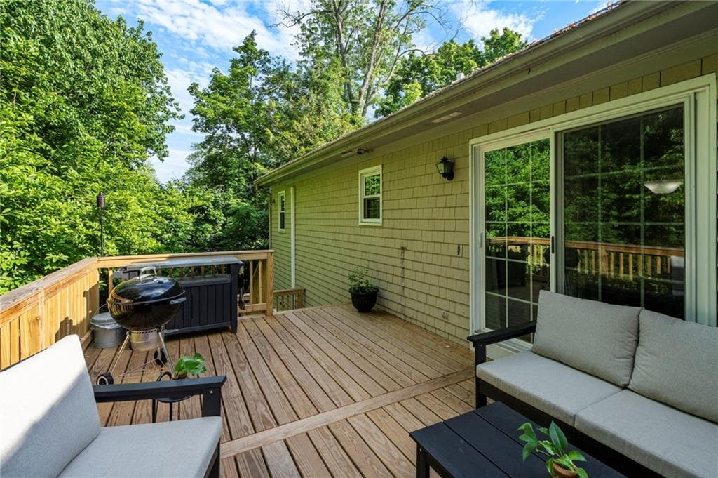 22 Kinnicutt Avenue photo 24