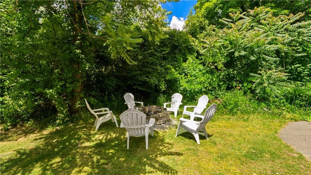 185 Scott Road photo 46
