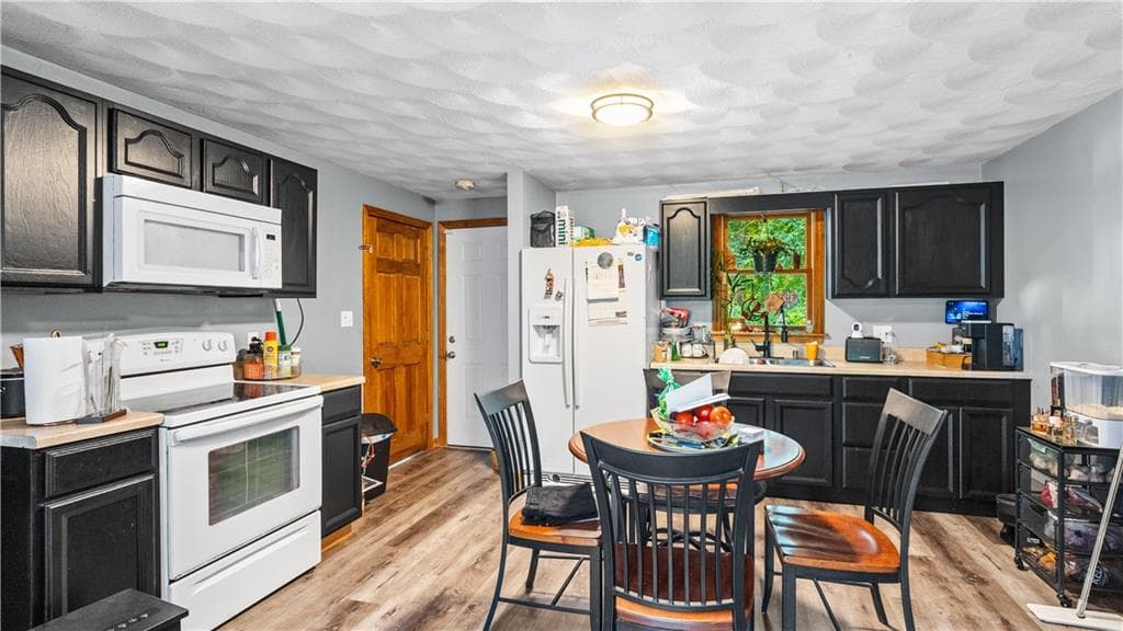 185 Scott Road photo 39