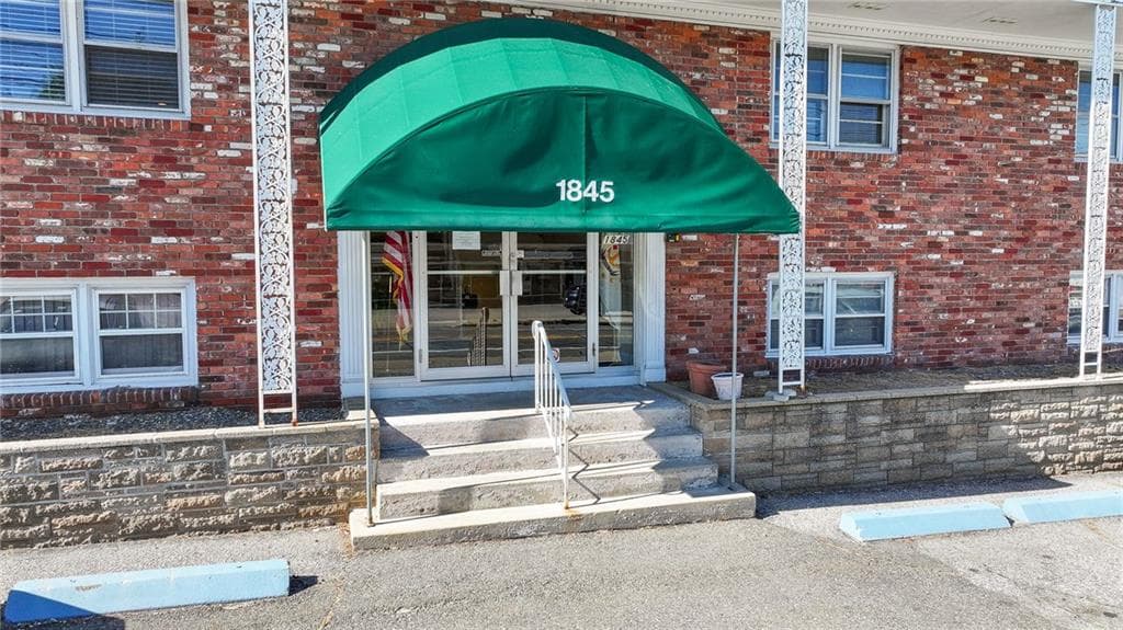 1845 Smith Street UNIT 4